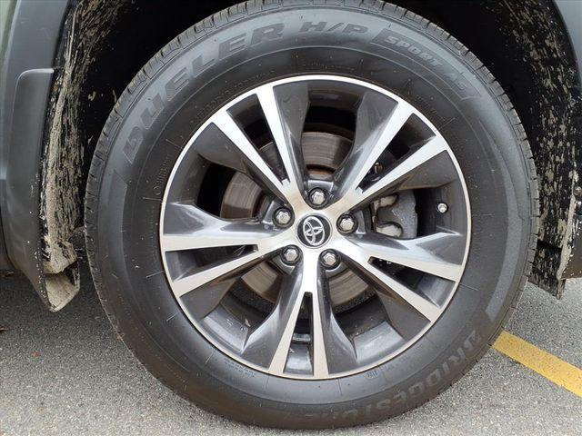used 2019 Toyota Highlander car, priced at $25,000