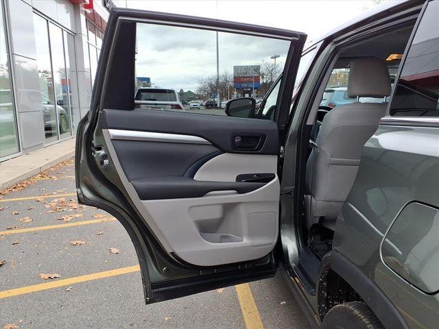 used 2019 Toyota Highlander car, priced at $25,000