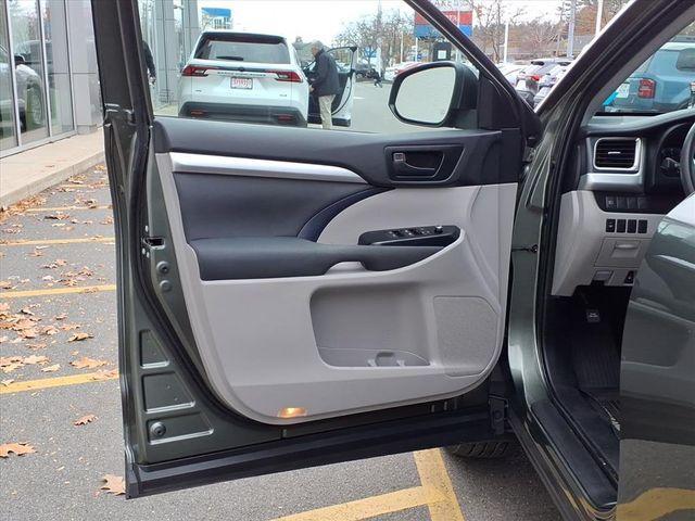 used 2019 Toyota Highlander car, priced at $25,000