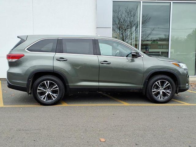 used 2019 Toyota Highlander car, priced at $25,000