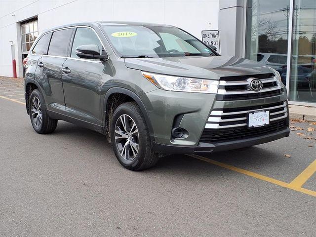 used 2019 Toyota Highlander car, priced at $25,000
