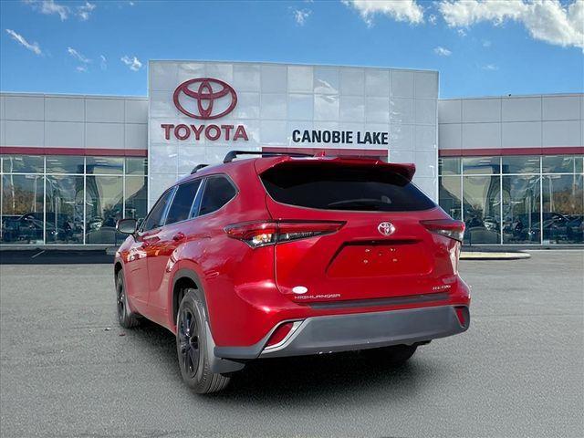 used 2022 Toyota Highlander car, priced at $30,000