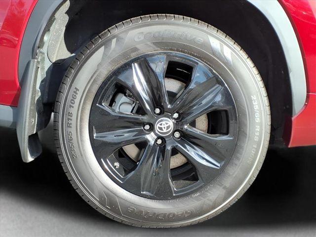 used 2022 Toyota Highlander car, priced at $30,000