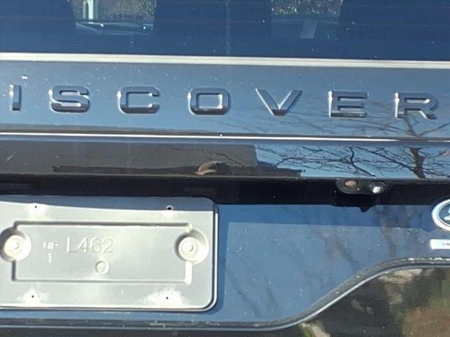 used 2018 Land Rover Discovery car, priced at $17,500