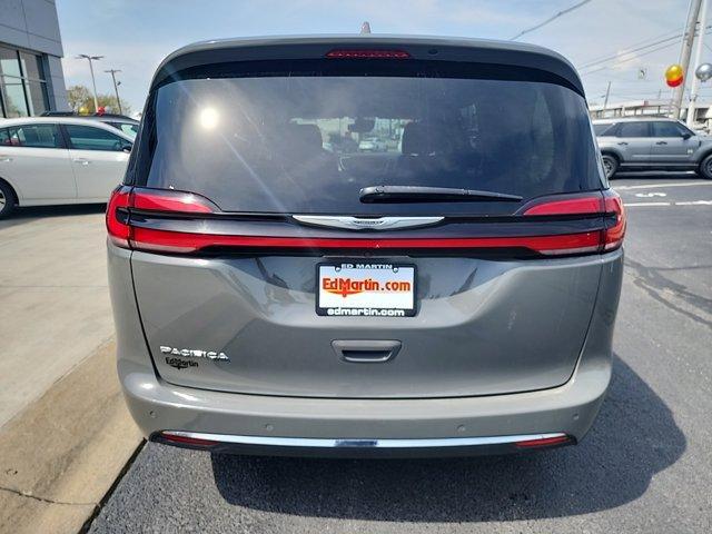 used 2021 Chrysler Pacifica car, priced at $22,999
