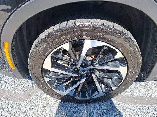 used 2024 Mitsubishi Outlander car, priced at $24,991