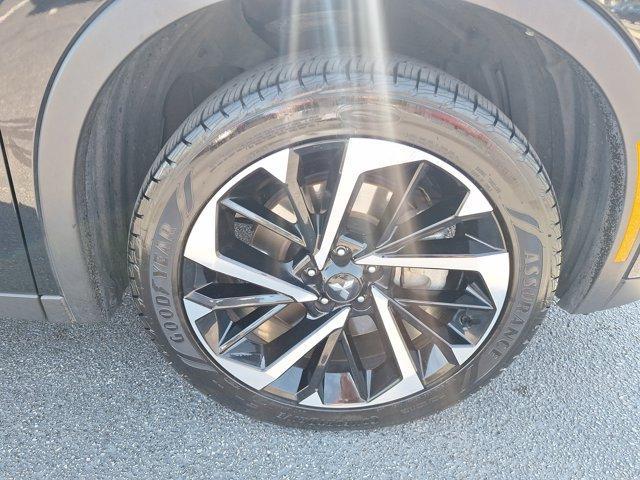 used 2024 Mitsubishi Outlander car, priced at $24,991