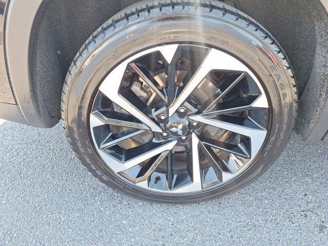 used 2024 Mitsubishi Outlander car, priced at $24,991