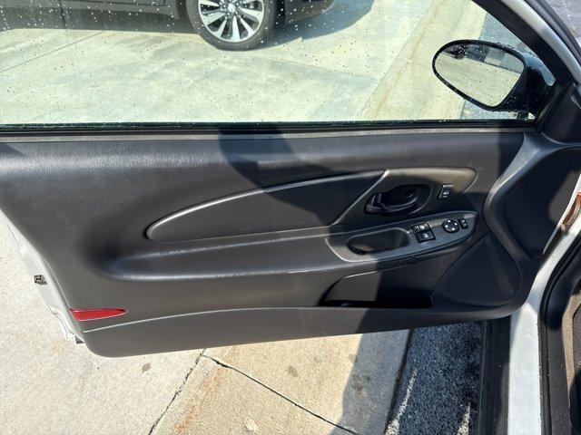used 2003 Chevrolet Monte Carlo car, priced at $9,999