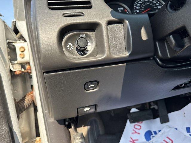 used 2003 Chevrolet Monte Carlo car, priced at $9,999