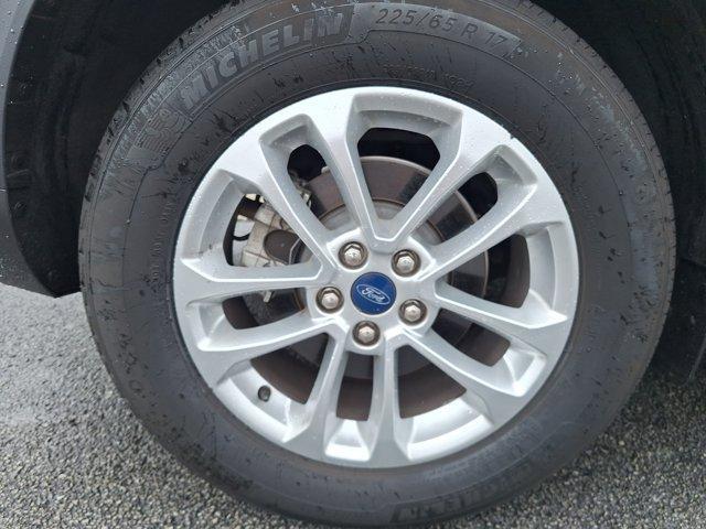 used 2022 Ford Escape car, priced at $20,999
