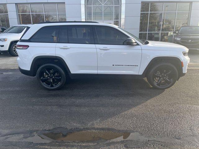 used 2023 Jeep Grand Cherokee car, priced at $29,600