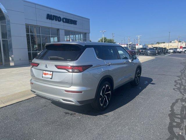 used 2023 Mitsubishi Outlander car, priced at $24,500