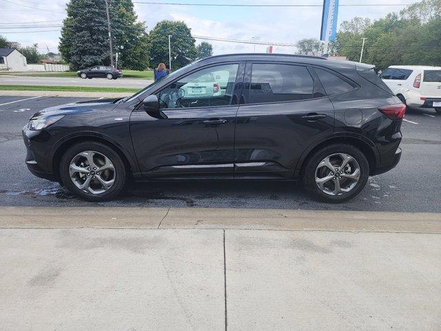 used 2023 Ford Escape car, priced at $22,500