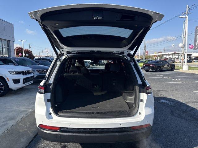 used 2023 Jeep Grand Cherokee car, priced at $27,644