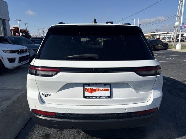 used 2023 Jeep Grand Cherokee car, priced at $27,644