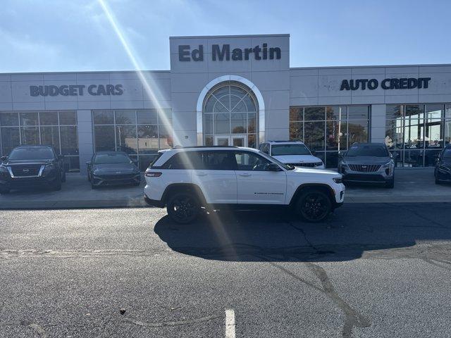 used 2023 Jeep Grand Cherokee car, priced at $27,644