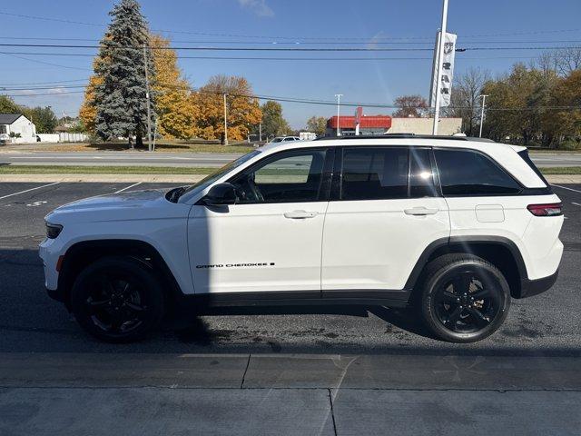 used 2023 Jeep Grand Cherokee car, priced at $27,644
