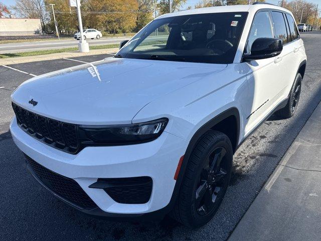 used 2023 Jeep Grand Cherokee car, priced at $27,644