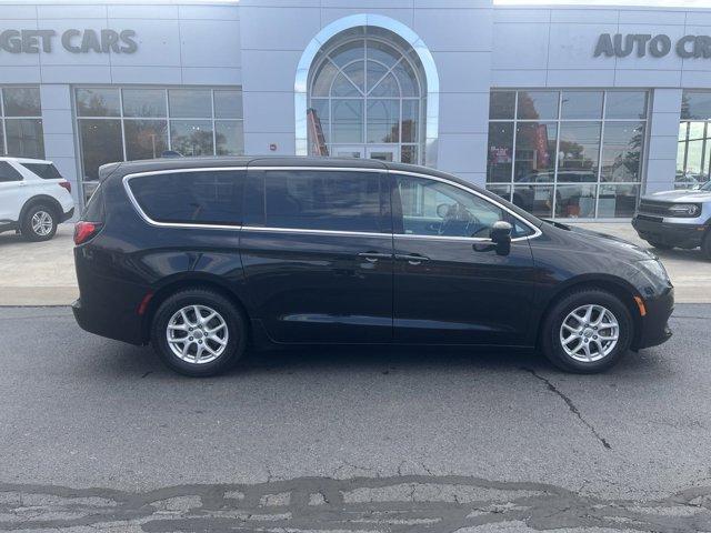 used 2017 Chrysler Pacifica car, priced at $13,667