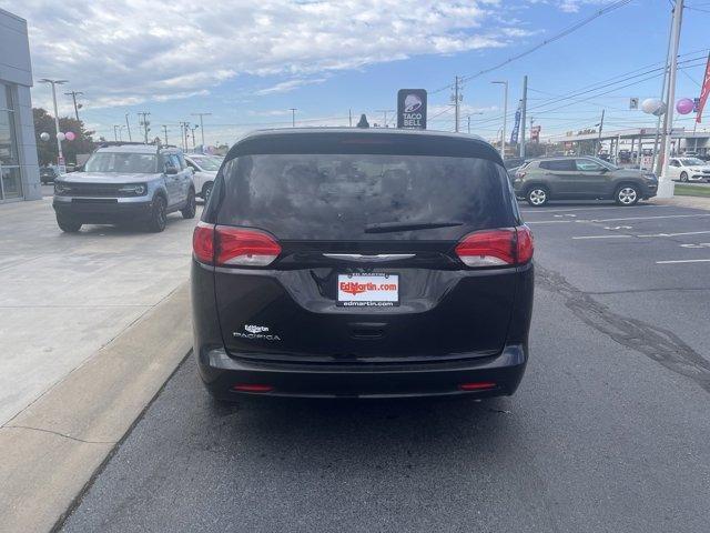 used 2017 Chrysler Pacifica car, priced at $13,667