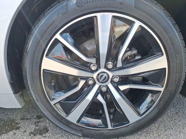 used 2023 Nissan Maxima car, priced at $22,999