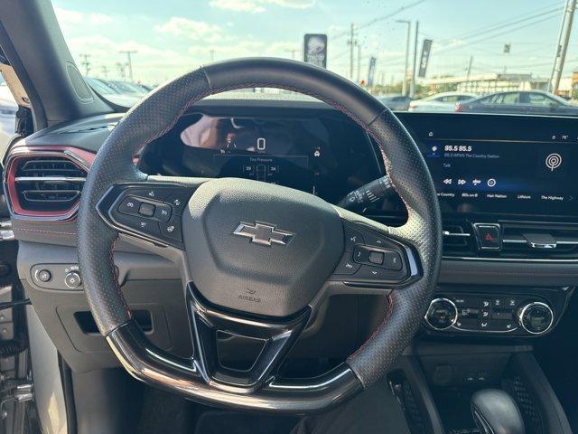 used 2024 Chevrolet TrailBlazer car, priced at $26,300