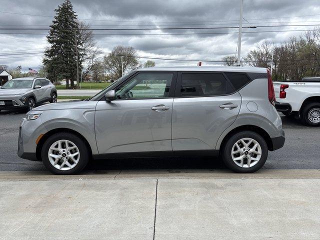 used 2022 Kia Soul car, priced at $17,922