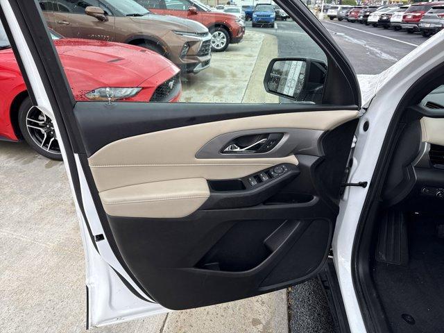 used 2023 Chevrolet Traverse car, priced at $25,955