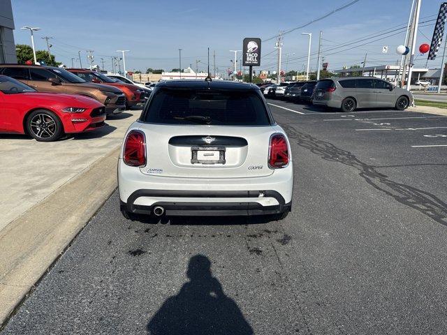 used 2022 MINI Hardtop car, priced at $22,999