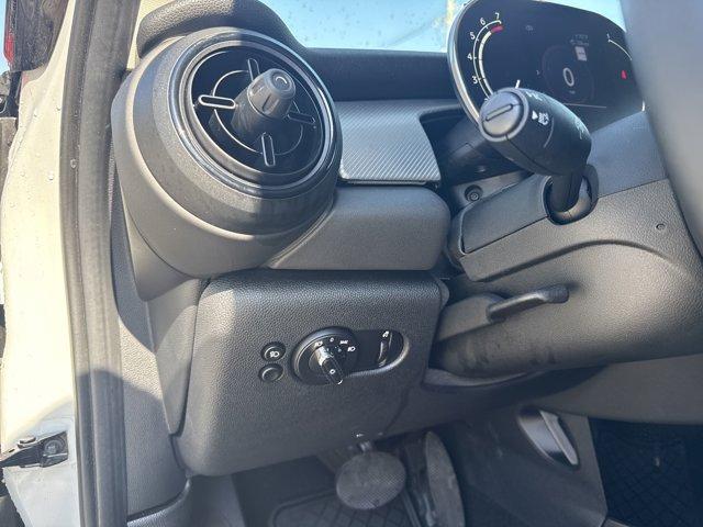 used 2022 MINI Hardtop car, priced at $22,999