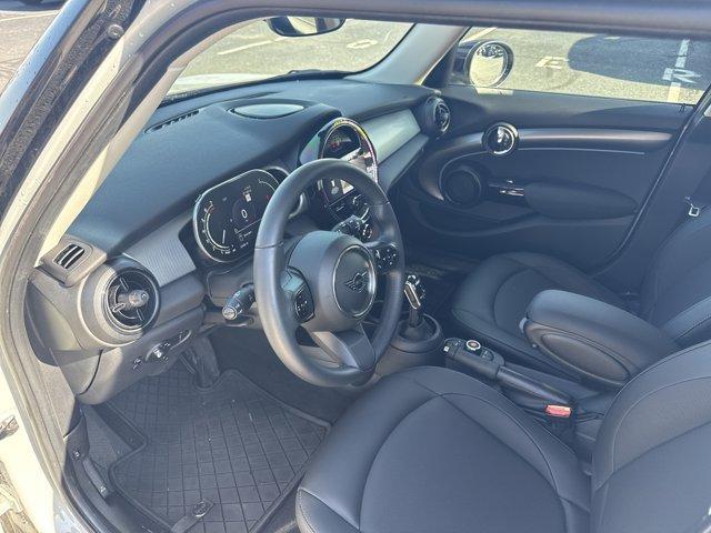 used 2022 MINI Hardtop car, priced at $22,999