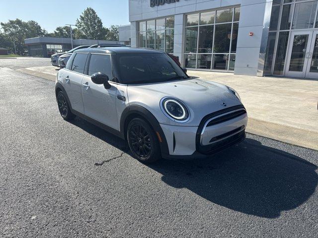 used 2022 MINI Hardtop car, priced at $22,999