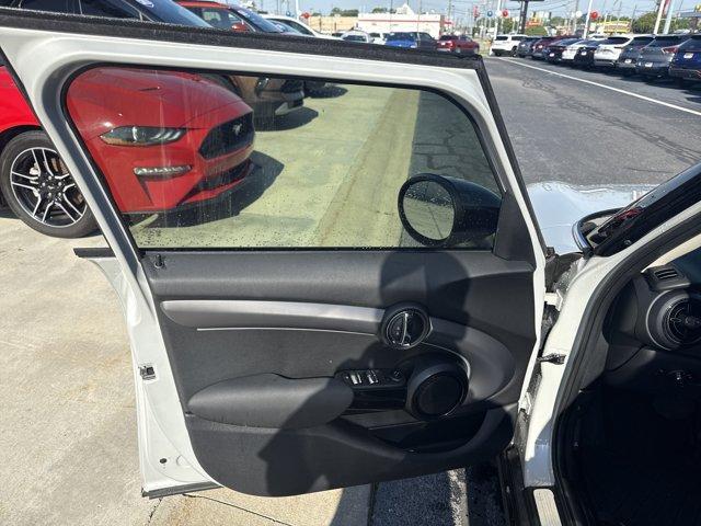 used 2022 MINI Hardtop car, priced at $22,999