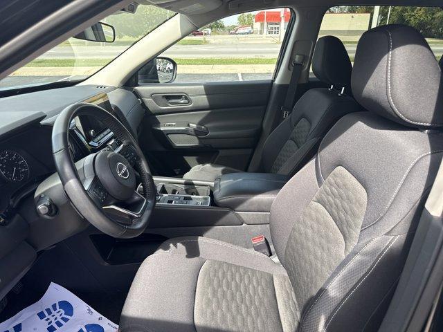 used 2024 Nissan Pathfinder car, priced at $27,999