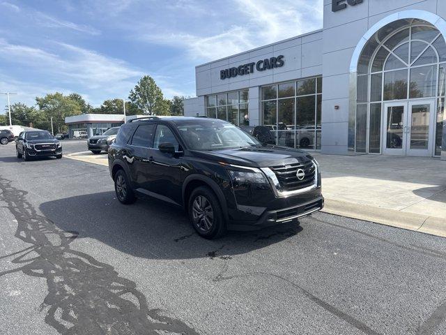 used 2024 Nissan Pathfinder car, priced at $27,999