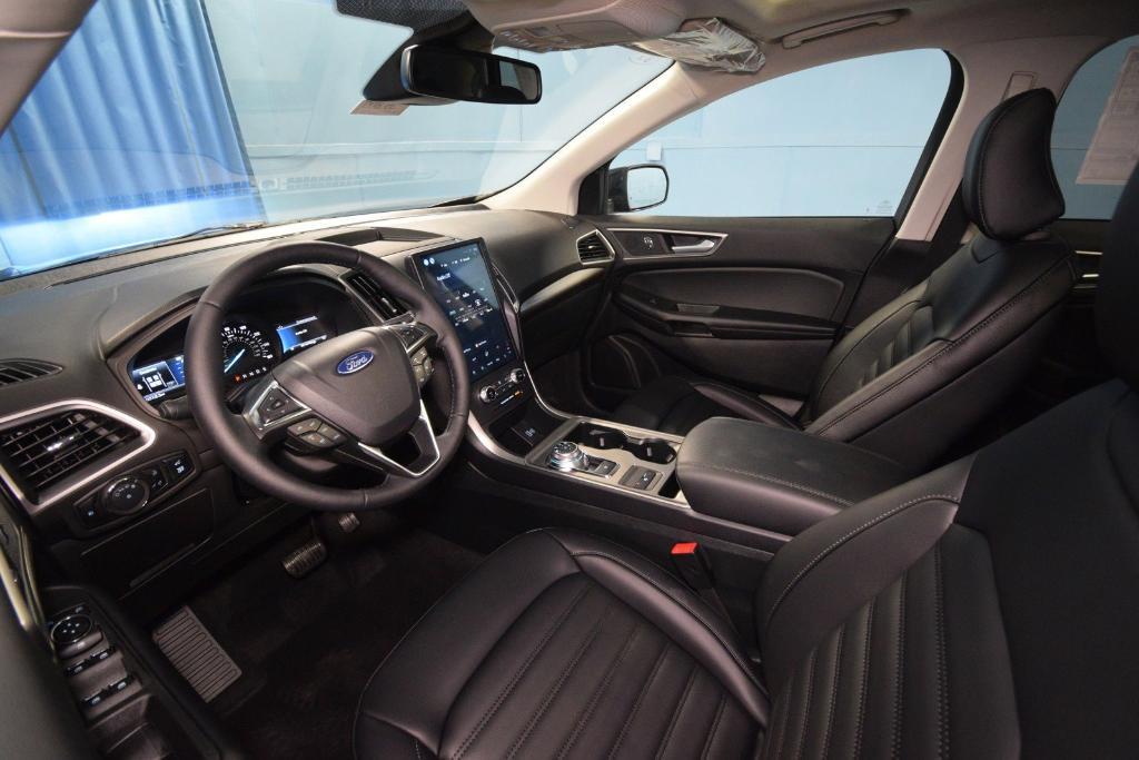 new 2024 Ford Edge car, priced at $43,201