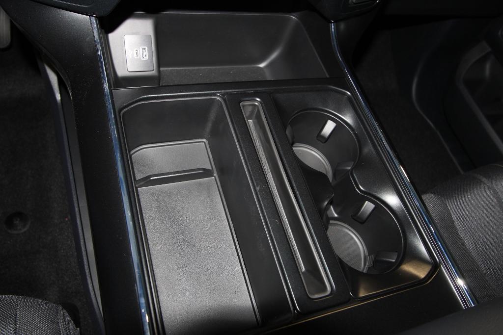 new 2025 Ford F-150 car, priced at $49,704