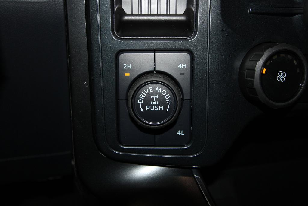 new 2025 Ford F-150 car, priced at $49,704