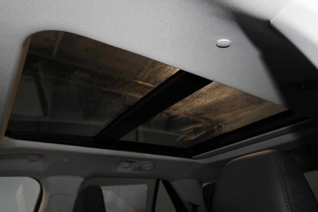 new 2025 Ford Explorer car, priced at $48,880