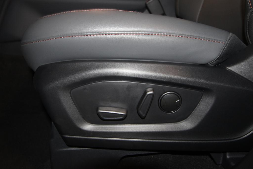 new 2025 Ford Explorer car, priced at $48,880