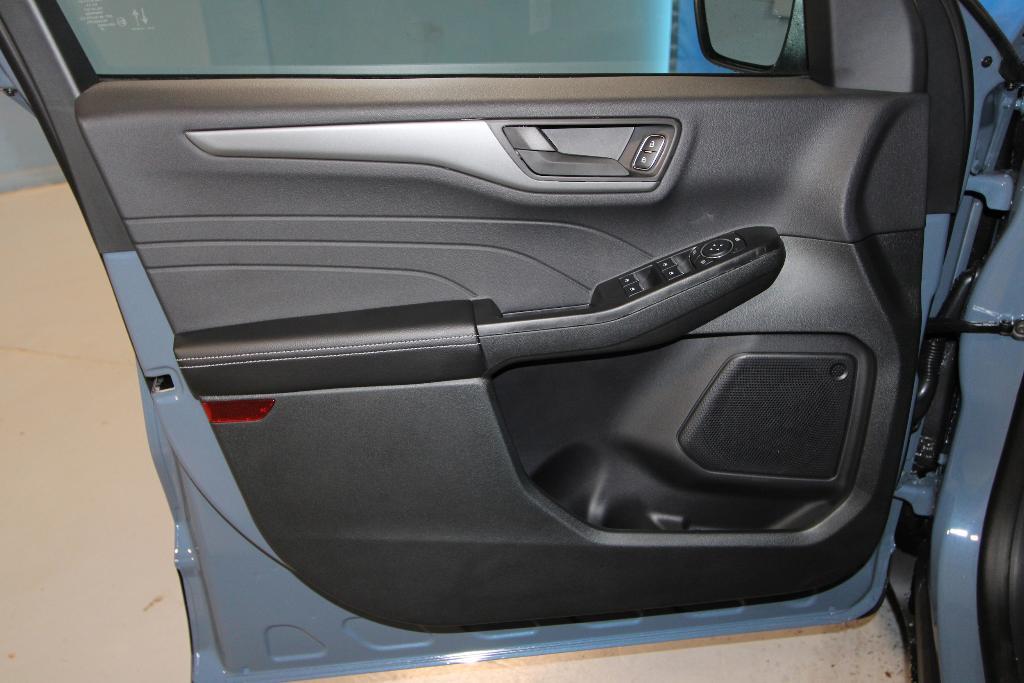 new 2025 Ford Escape car, priced at $28,824