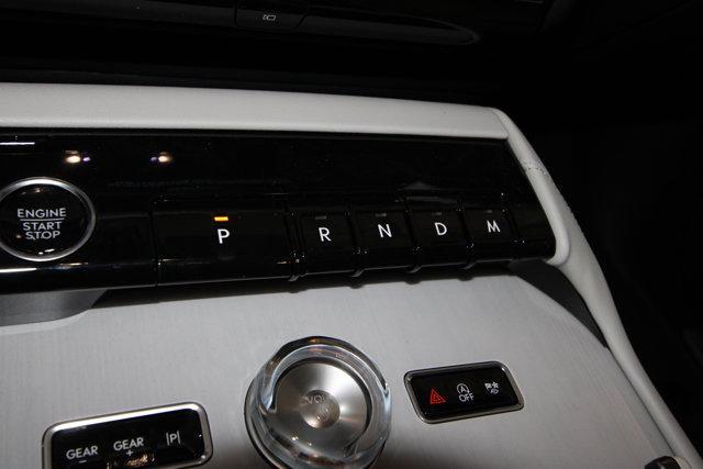 new 2025 Lincoln Navigator car, priced at $109,300
