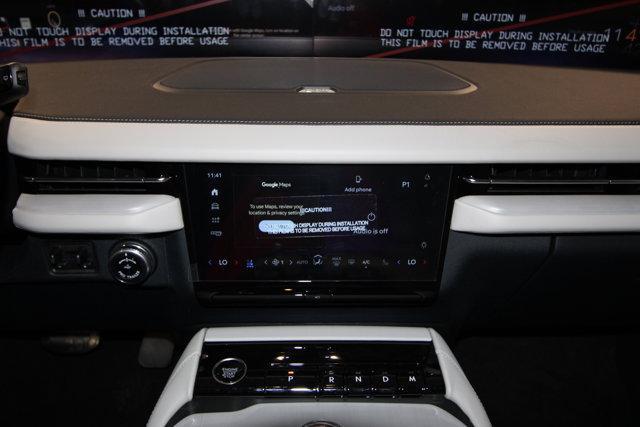 new 2025 Lincoln Navigator car, priced at $109,300