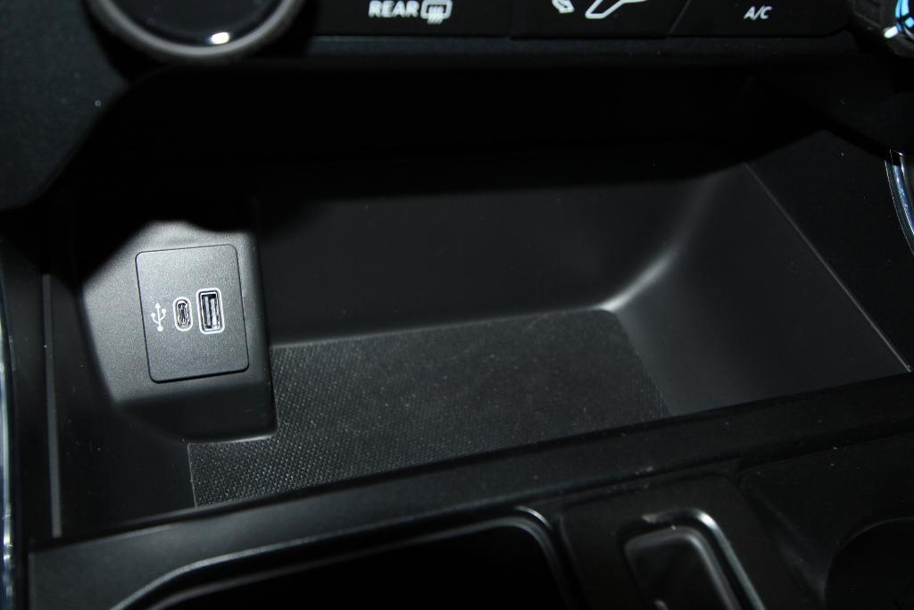 new 2025 Ford F-150 car, priced at $47,725