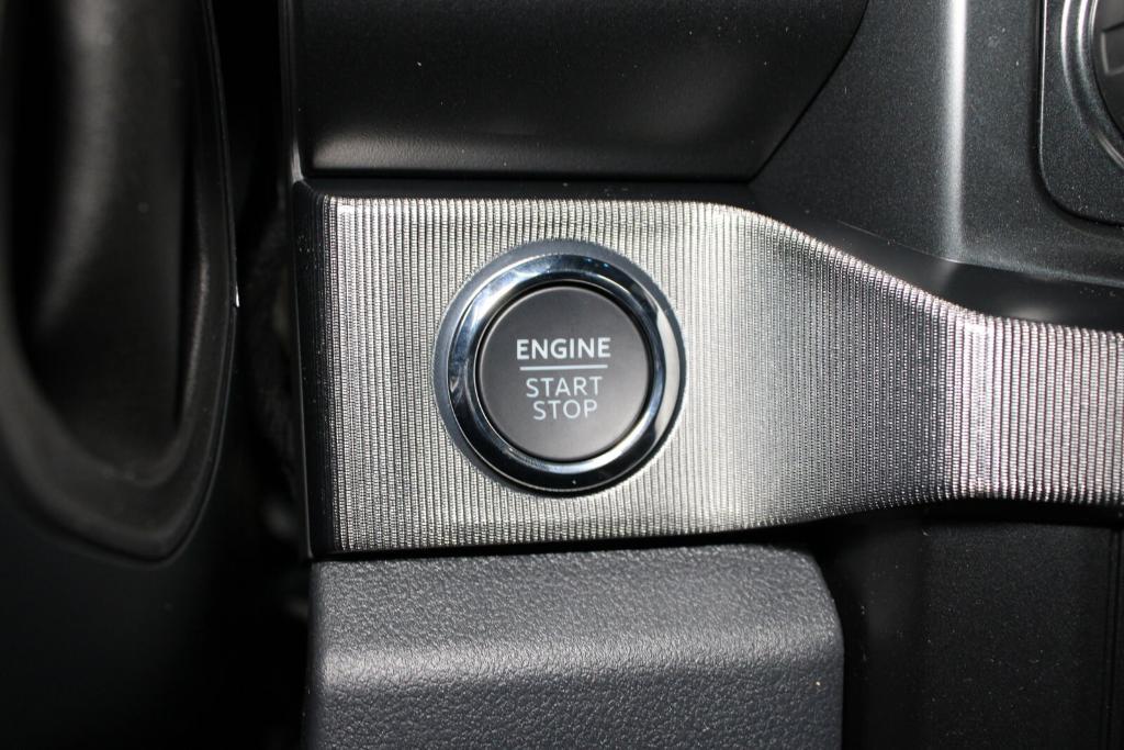 new 2025 Ford F-250 car, priced at $95,610