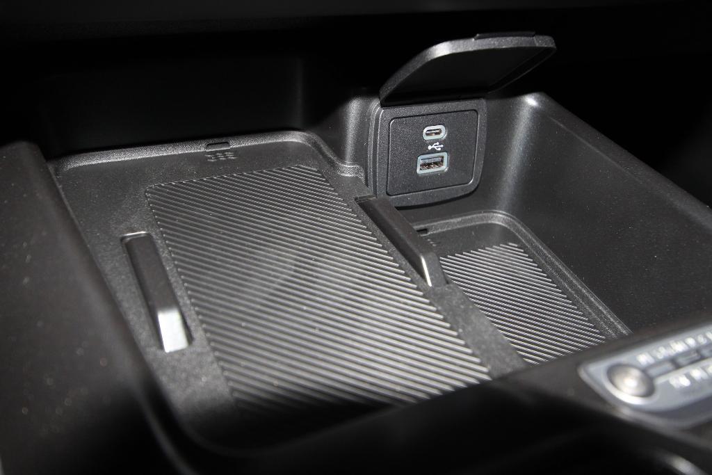new 2025 Ford Bronco car, priced at $40,964