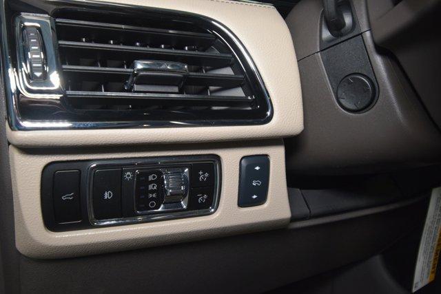 new 2024 Lincoln Navigator L car, priced at $101,119