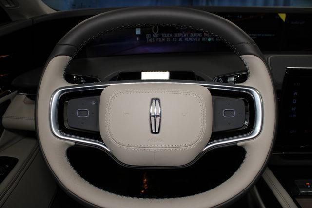 new 2025 Lincoln Nautilus car, priced at $63,455