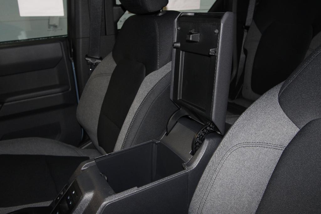 new 2025 Ford Bronco car, priced at $46,815